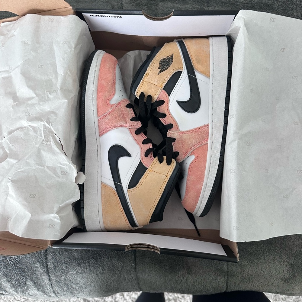 Nike Air Jordan 1 Mid SE Flight Sneakers Modern High-Top